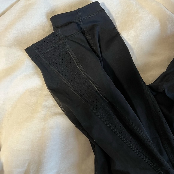 NWOT Lululemon Run Smoothly 7/8 Tight *25" - Picture 9 of 12